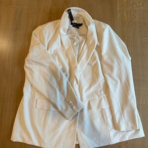 BRAND NEW Torrid White Blazer